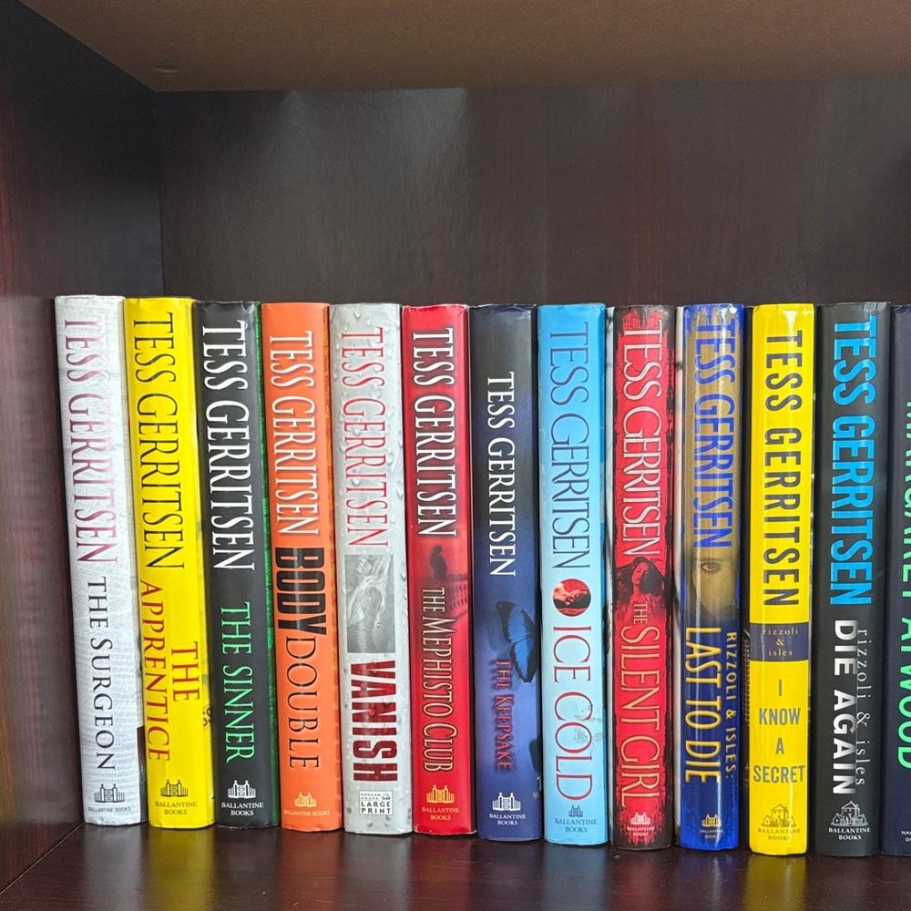 12 book series by Tess Gerritsen
